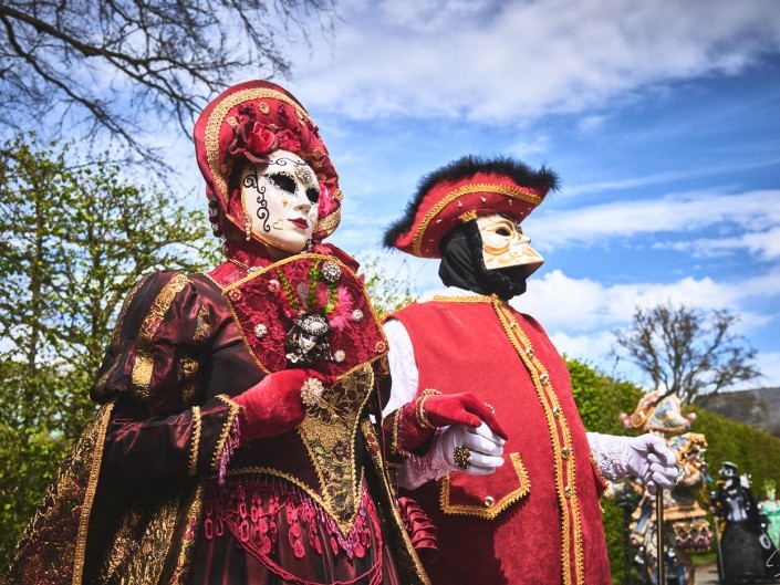 Les costumes de Venie aux jardins d’annevoie 2017 – 38 mm – Les costumes de Venise aux jardins d annevoie 2017 NIKON D800E 38 mm 5.62431 – avr. 30 2017 – NIKON D800E