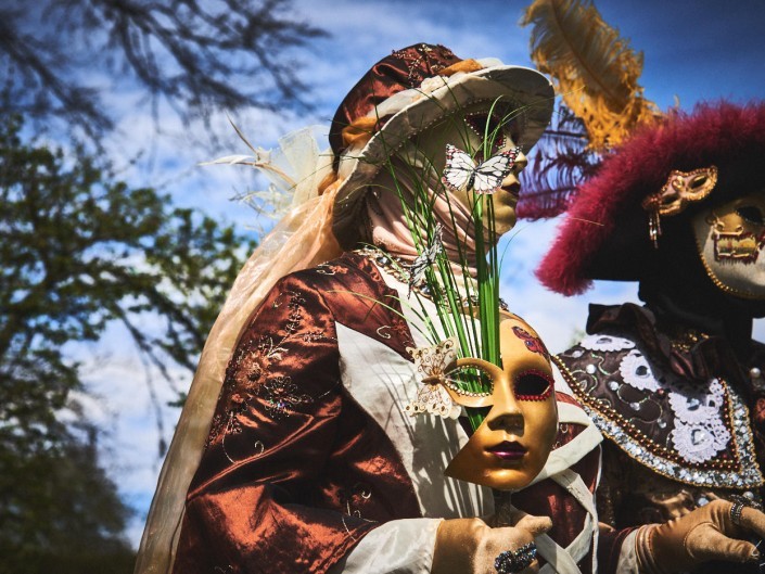 Les costumes de Venie aux jardins d’annevoie 2017 – 62 mm – Les costumes de Venise aux jardins d annevoie 2017 NIKON D800E 62 mm 5.62495 – avr. 30 2017 – NIKON D800E